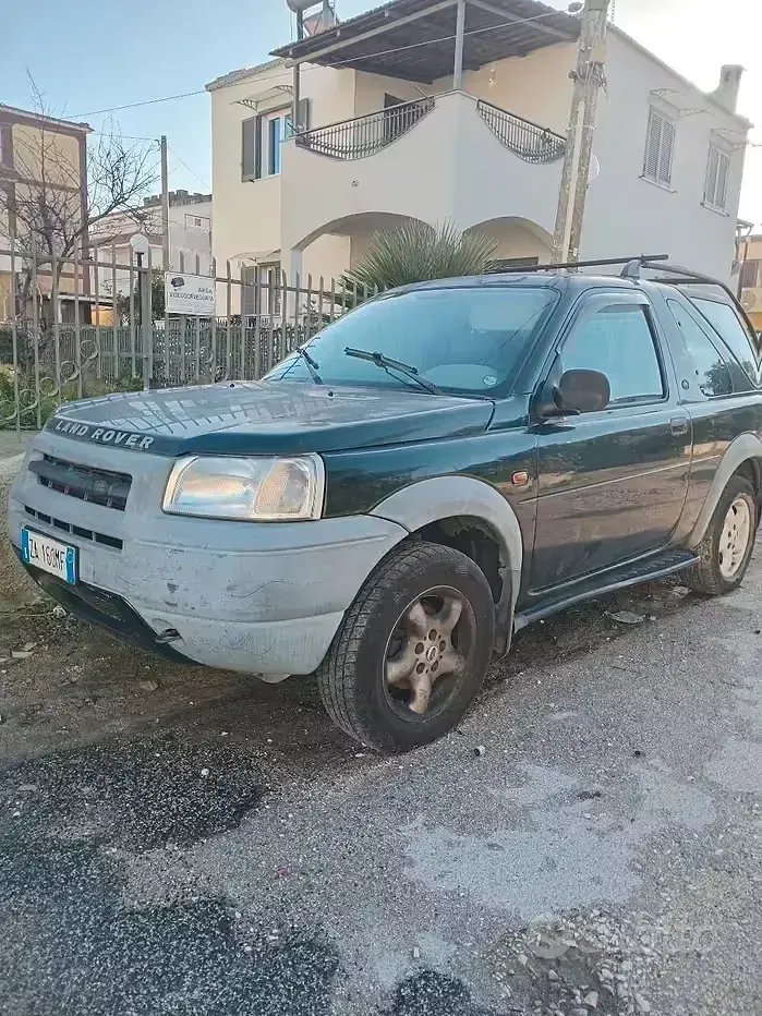 Usata Land Rover Freelander 117 CV (86 kW) 2000 Grigio SUV