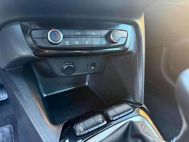 Usata Opel Corsa Edition 75 CV (55 kW) 2023 Bianco Berlina