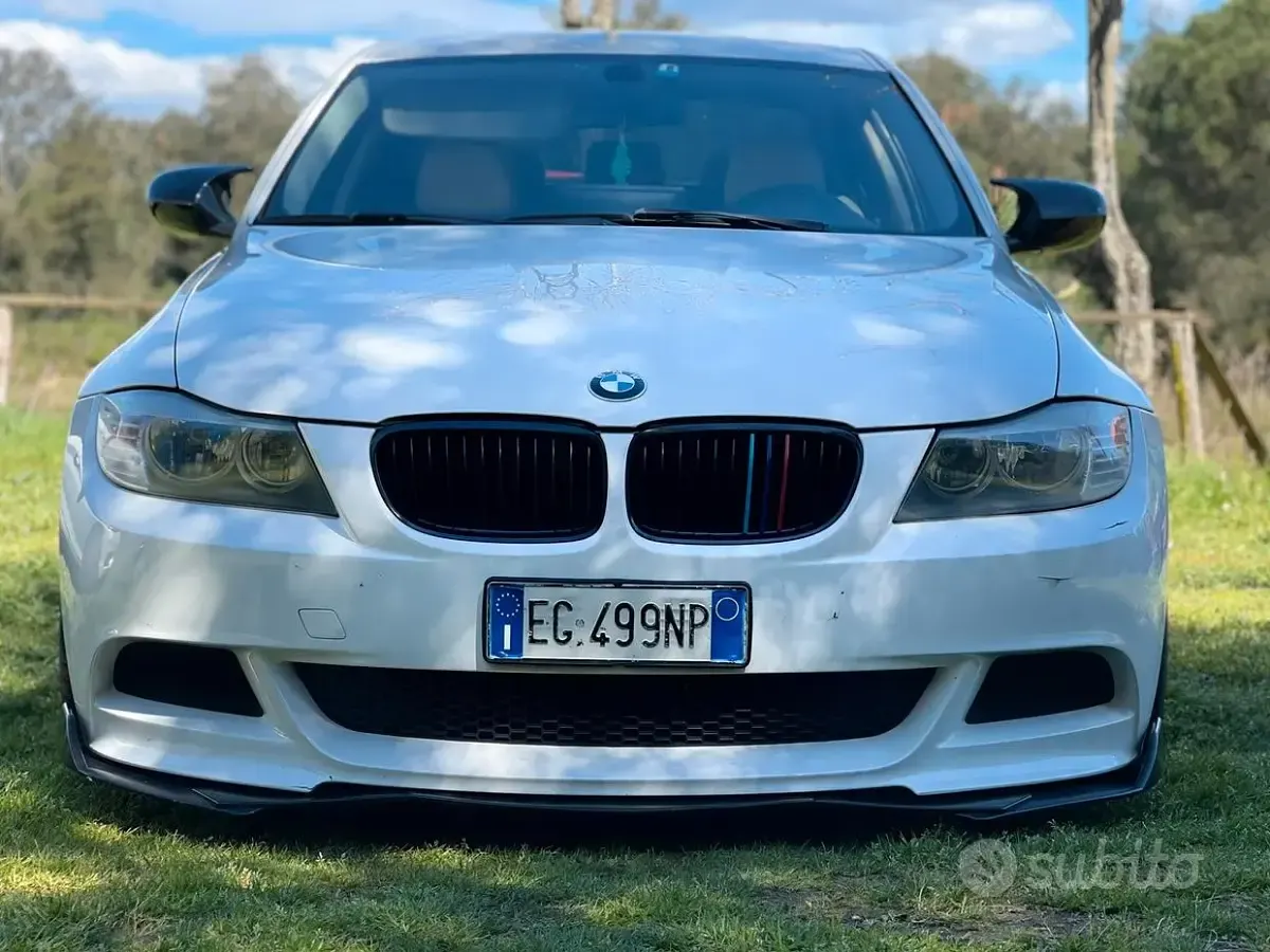 Usata BMW 320 Performance 184 CV (135 kW) 2011 Bianco Berlina