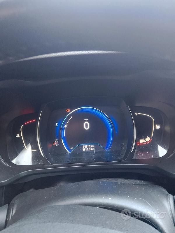 Usata Renault Kadjar 130 CV (95 kW) 2016 Blu SUV