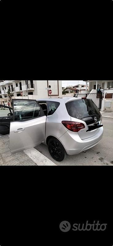 Usata Opel Meriva 136 CV (100 kW) 2014 Grigio Monovolume