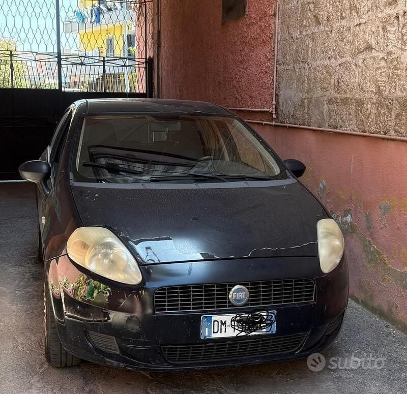 Blu Usata 2007 Fiat Grande Punto Due volumi | 1500 € (Super prezzo) - Immagine 1/4