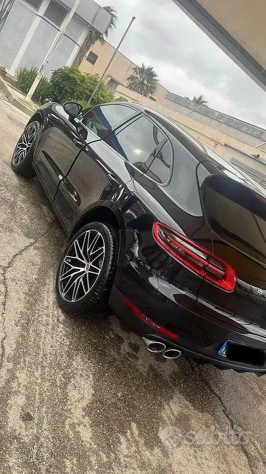 Usata Porsche Macan 250 CV (183 kW) 2016 Nero SUV