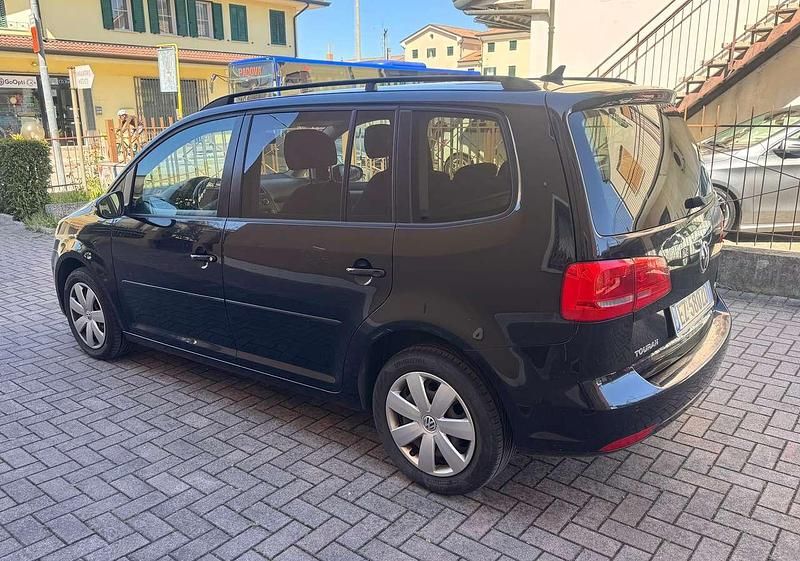 Usata VW Touran 105 CV (77 kW) 2015 Nero Monovolume
