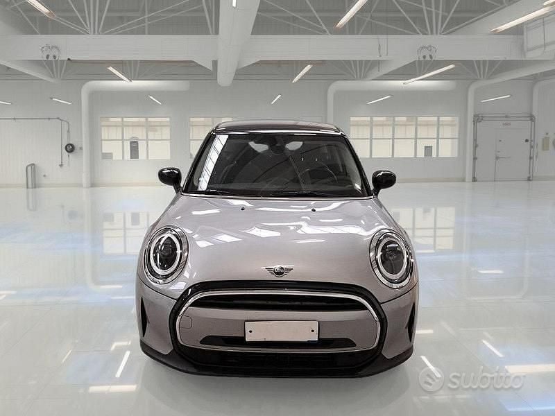 Usata Mini Cooper Classic 136 CV (100 kW) 2023 Grigio Utilitaria