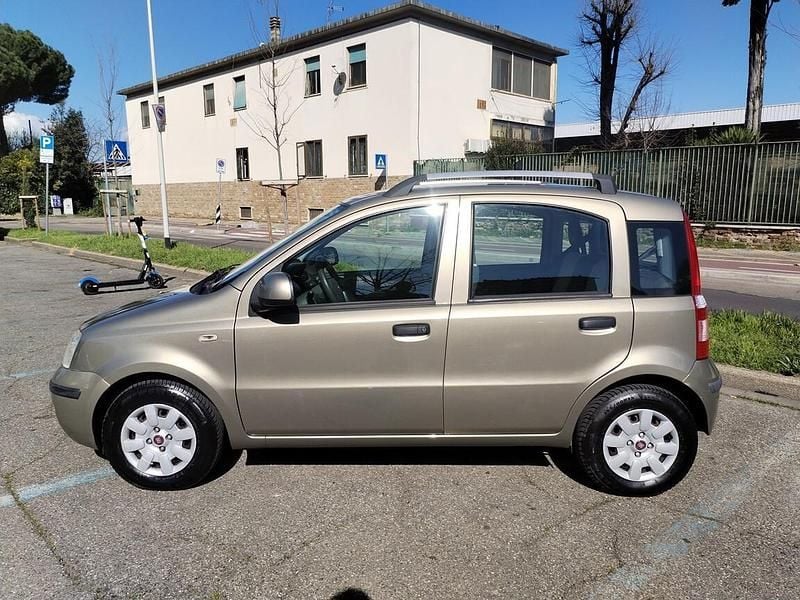 Usata Fiat Panda Dynamic 60 CV (44 kW) 2010 Oro Utilitaria