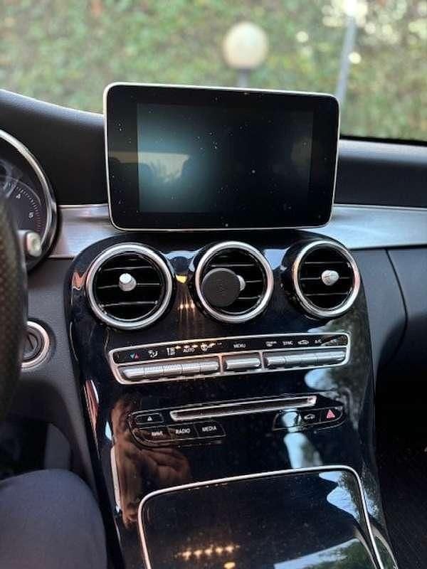 Usata Mercedes C220 Premium Plus 170 CV (125 kW) 2016 Nero Station wagon