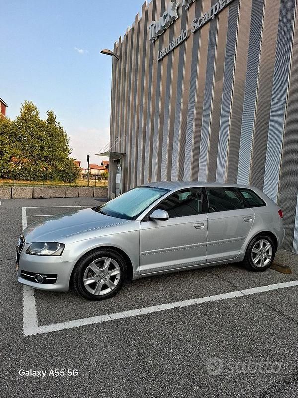 Usata Audi A3 90 CV (66 kW) 2011 Grigio Utilitaria