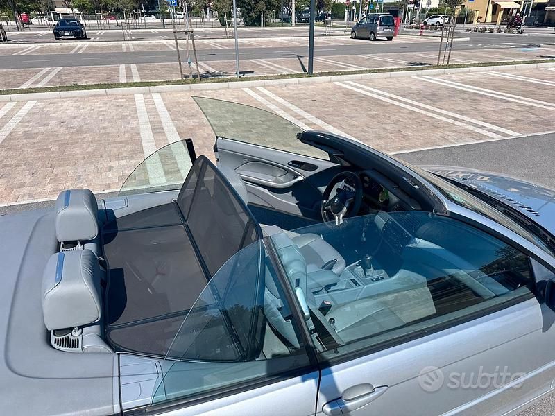 Usata BMW 318 Cabriolet 143 CV (105 kW) 2004 Grigio Cabrio