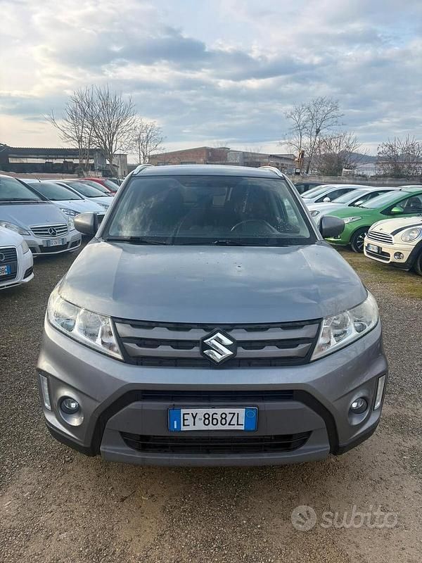 Usata Suzuki Vitara 119 CV (87 kW) 2015 Grigio SUV