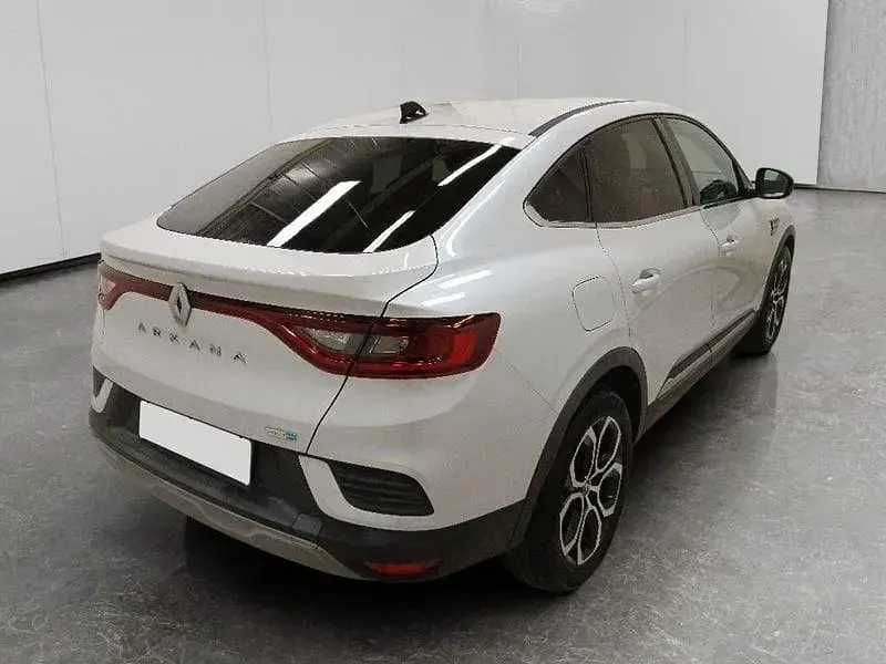 Usata Renault Arkana Intens 142 CV (104 kW) 2023 Bianco SUV