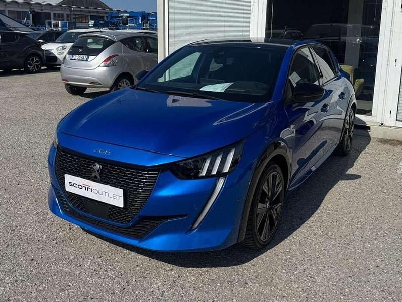 Usata Peugeot 208 Allure 101 CV (74 kW) 2022 Other Utilitaria