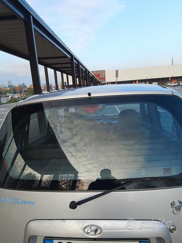 Usata Hyundai Atos 59 CV (43 kW) 2003 Grigio Utilitaria
