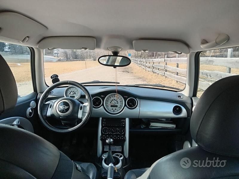 Usata Mini Cooper Coupé 116 CV (85 kW) 2006 Grigio Coupé