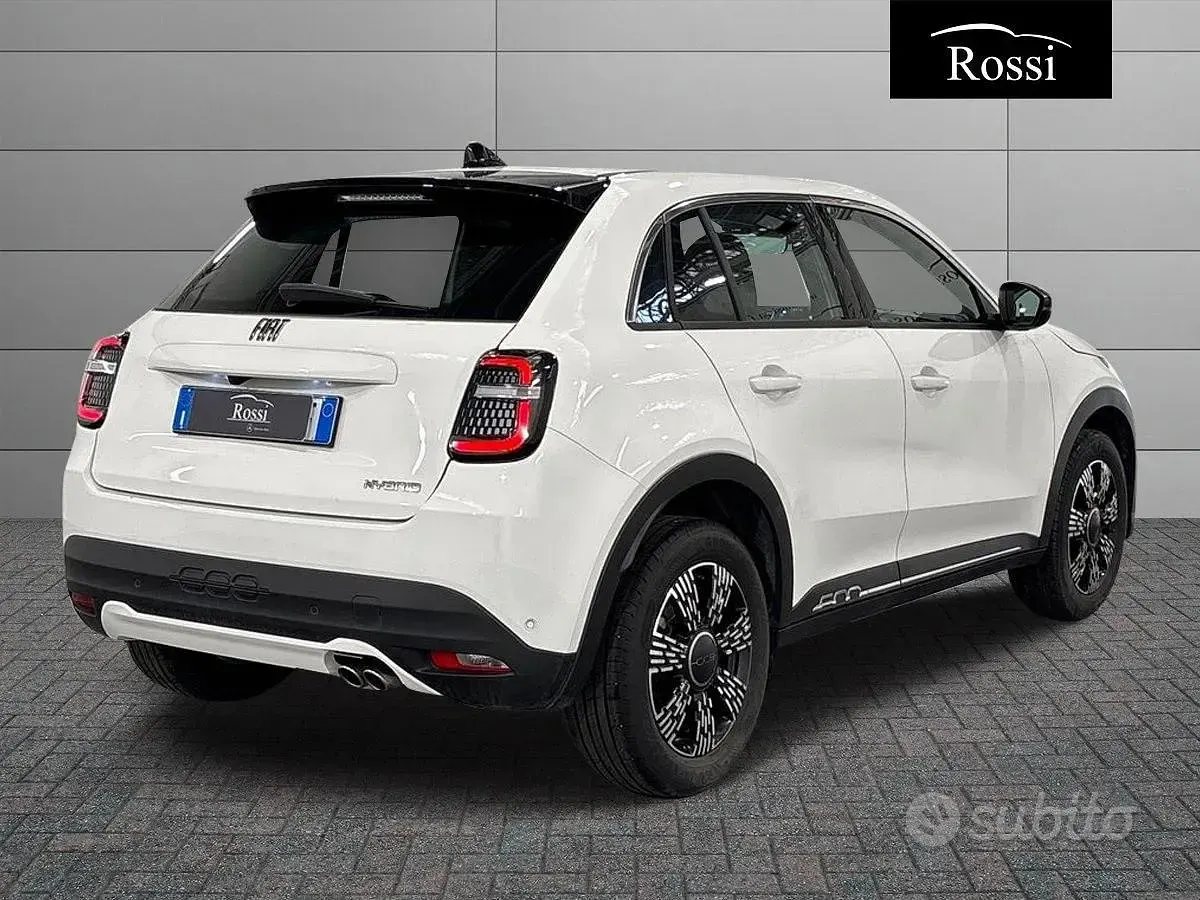Usata Fiat 600 Pop 136 CV (100 kW) 2025 Bianco SUV