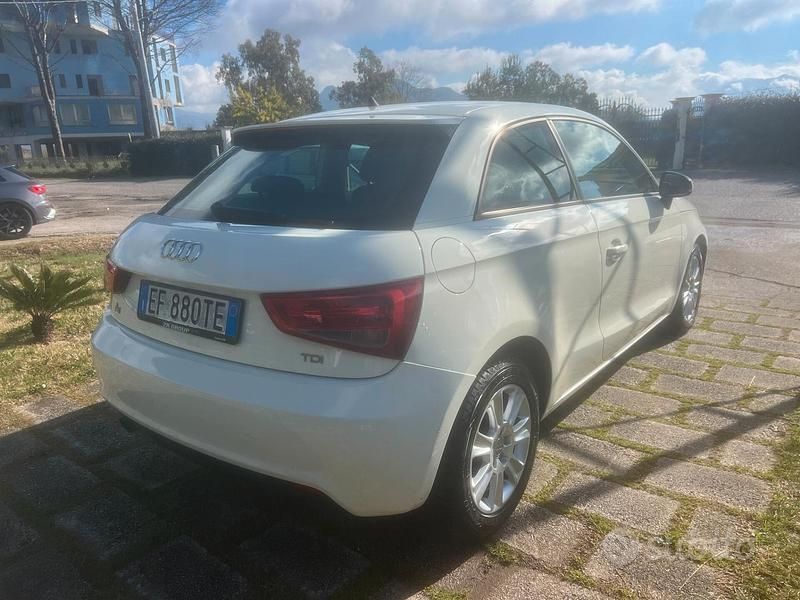 Usata Audi A1 105 CV (77 kW) 2010 Bianco Utilitaria