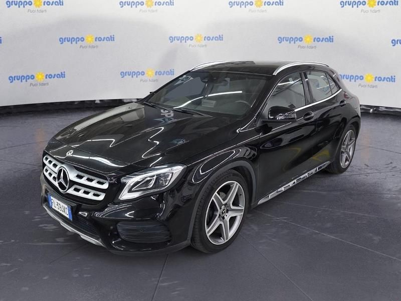 Usata Mercedes GLA200 Premium 136 CV (100 kW) 2017 Nero SUV