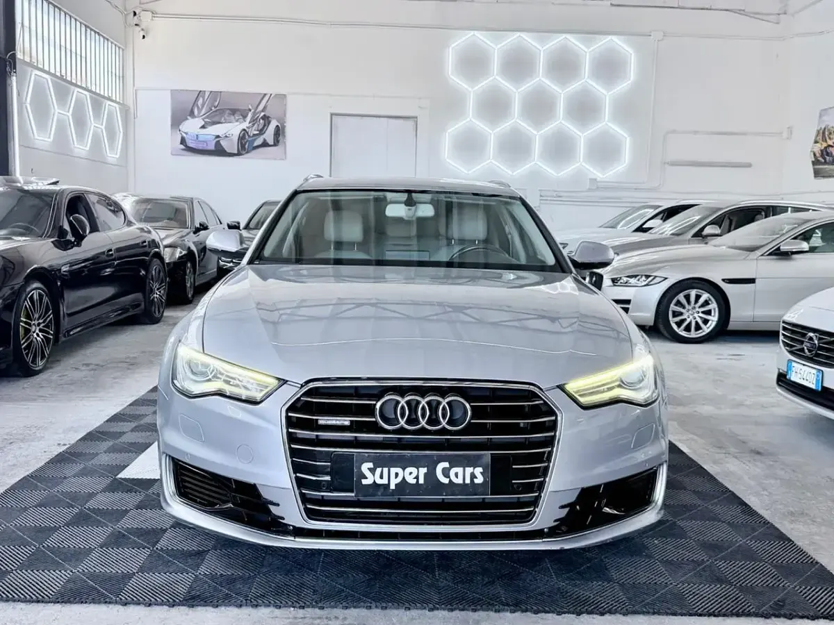 Usata Audi A6 Business Plus 217 CV (159 kW) 2016 Grigio Station wagon
