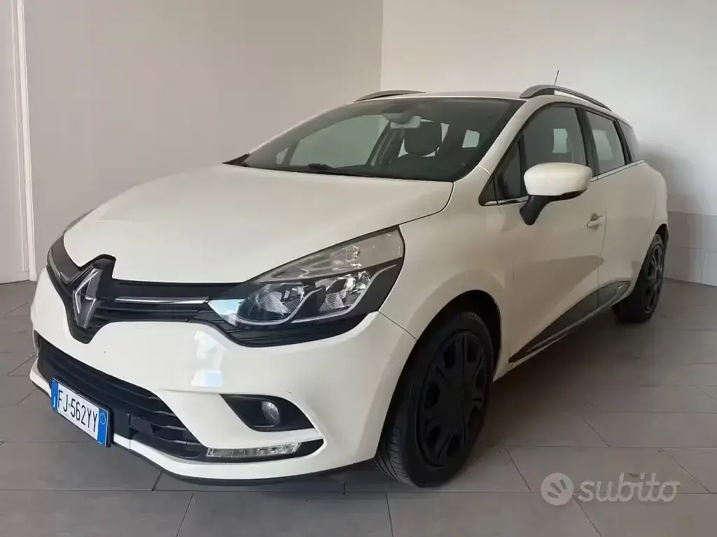 Usata Renault Clio Intens 73 CV (53 kW) 2017 Beige Station wagon