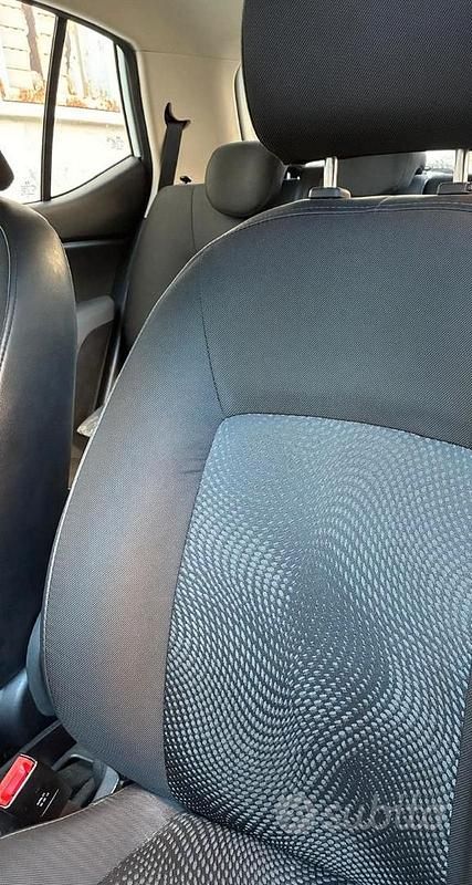 Usata Hyundai i10 67 CV (49 kW) 2013 Bianco Utilitaria