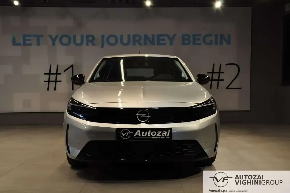 Usata Opel Blitz Edition 101 CV (74 kW) 2023 Grigio Berlina