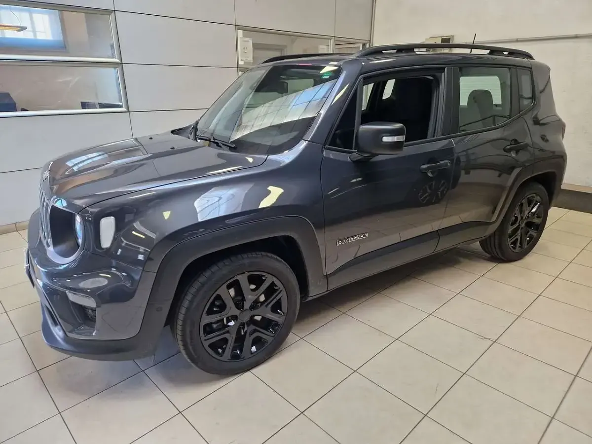 Usata Jeep Renegade Summit 131 CV (96 kW) 2025 Grigio SUV