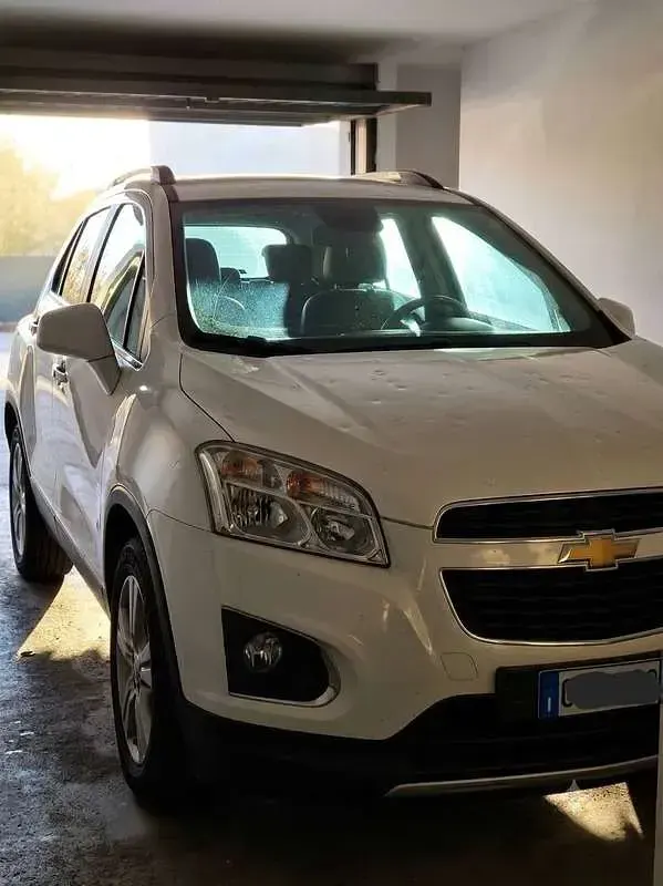 Usata Chevrolet Trax LTZ 131 CV (96 kW) 2013 Bianco SUV