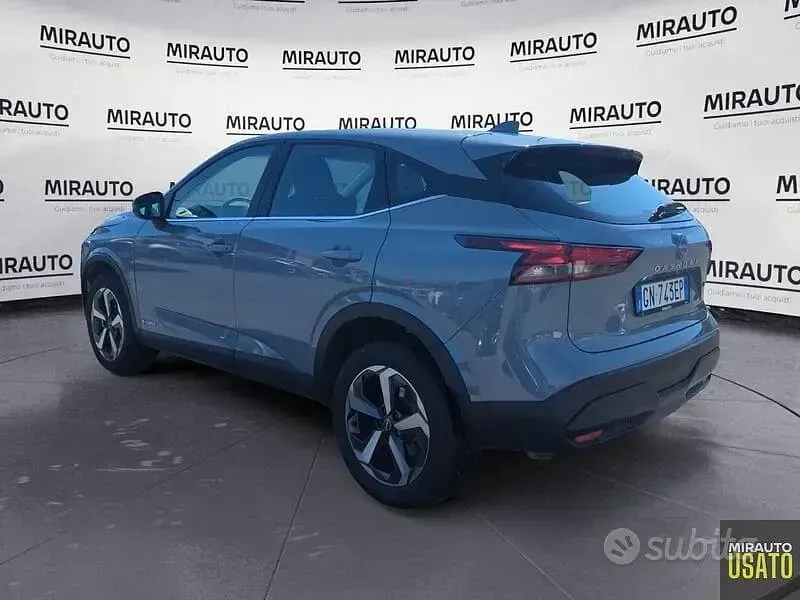 Usata Nissan Qashqai Acenta 158 CV (116 kW) 2023 Grigio SUV