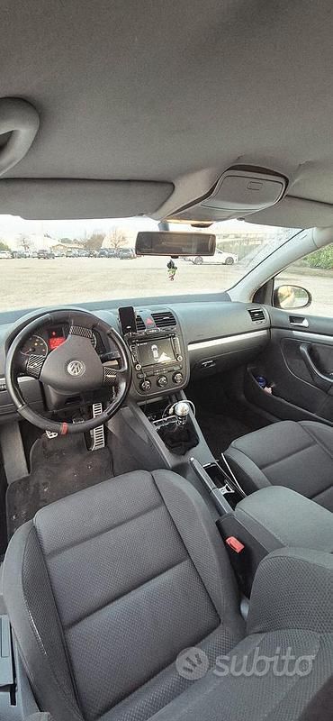 Usata VW Golf IV Comfortline 116 CV (85 kW) 2005 Grigio Berlina