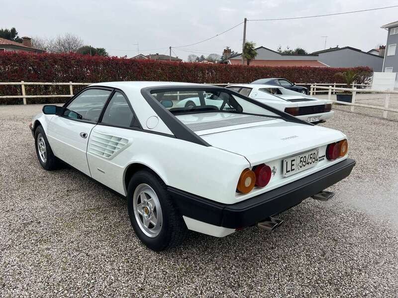 Usata Ferrari Mondial 215 CV (158 kW) 1984 Other Berlina