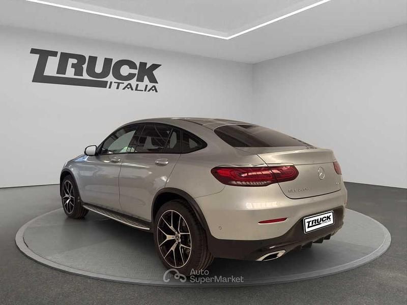 Begagnad Mercedes GLC220 Premium 194 HK (142 kW) 2022 Silver Sportkupé