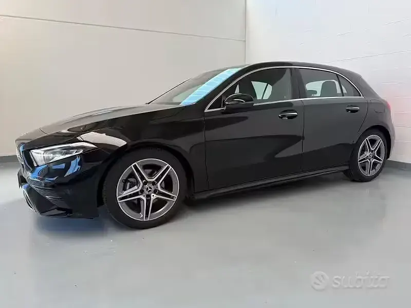 Usata Mercedes A200 Advanced Plus 163 CV (119 kW) 2025 Nero cosmo Berlina