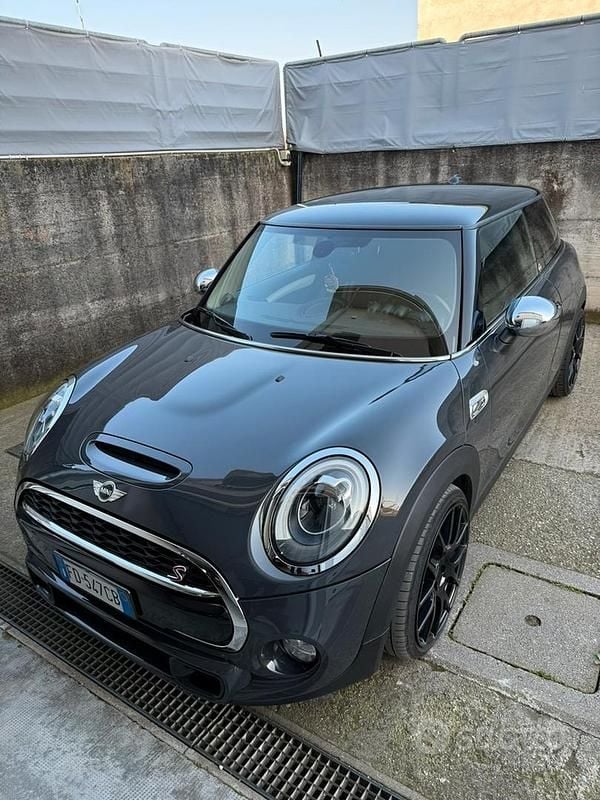 Usata Mini Cooper S 192 CV (141 kW) 2016 Grigio Utilitaria