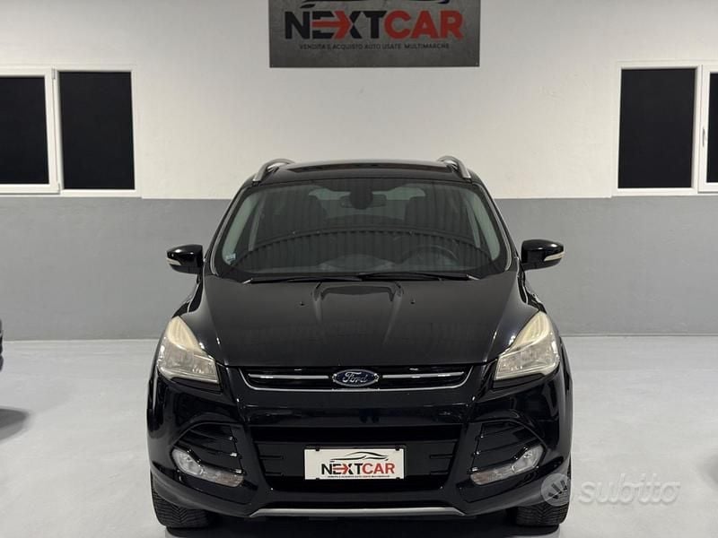 Usata Ford Kuga 163 CV (119 kW) 2014 Nero SUV