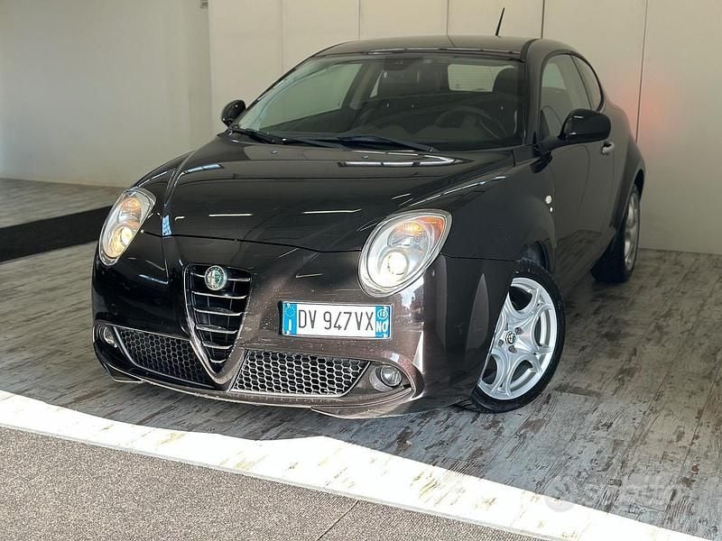 Usata Alfa Romeo MiTo Distinctive 119 CV (87 kW) 2010 Nero Utilitaria
