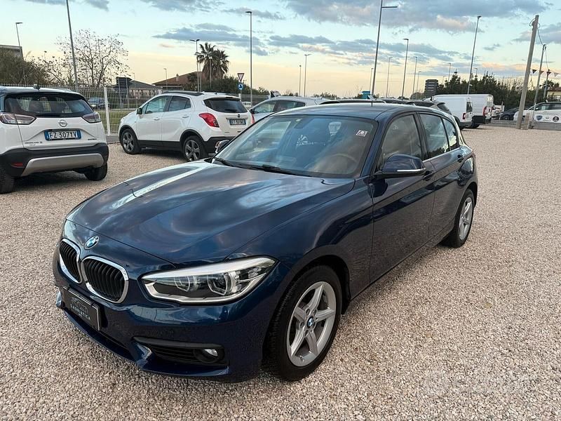 Usata BMW 116 Advantage 116 CV (85 kW) 2015 Blu Utilitaria