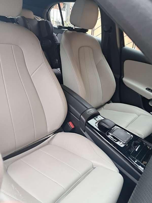 Usata Mercedes 180 Business 120 CV (88 kW) 2019 Nero Berlina