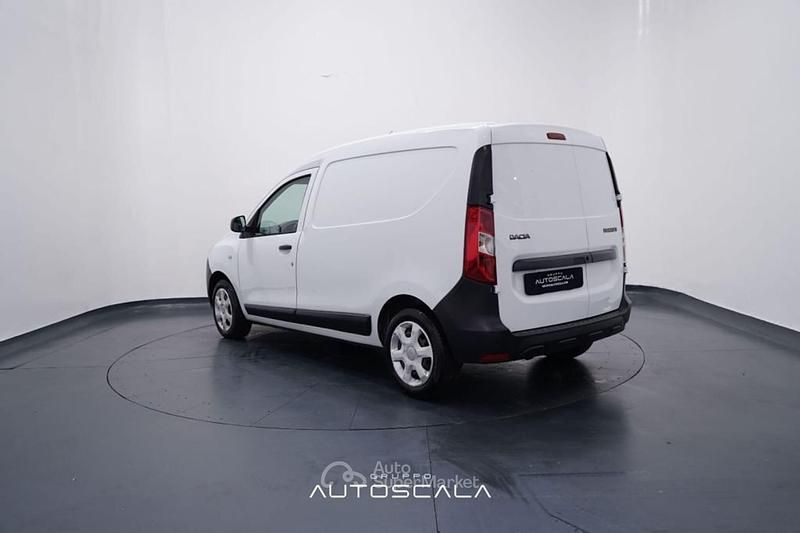 Usata Dacia Dokker 110 CV (80 kW) 2021 Bianco Monovolume