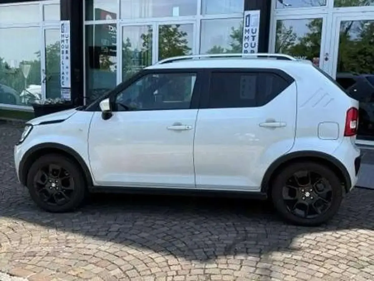 Usata Suzuki Ignis 90 CV (66 kW) 2020 Bianco SUV
