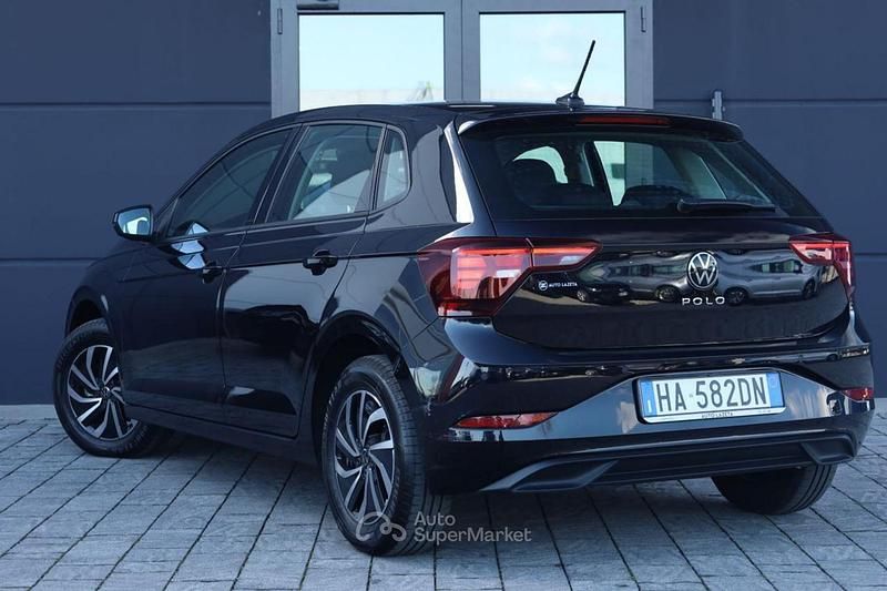 Usata VW Polo Life 95 CV (69 kW) 2025 Nero Utilitaria