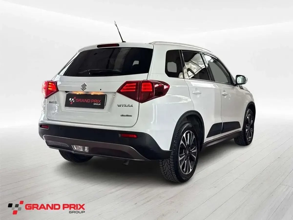 Usata Suzuki Vitara 140 CV (102 kW) 2019 Bianco SUV