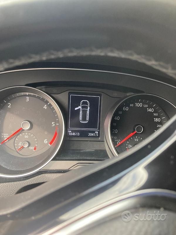 Usata VW Passat 120 CV (88 kW) 2019 Nero Berlina