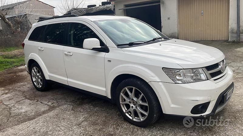 Usata Fiat Freemont 140 CV (102 kW) 2011 Bianco SUV