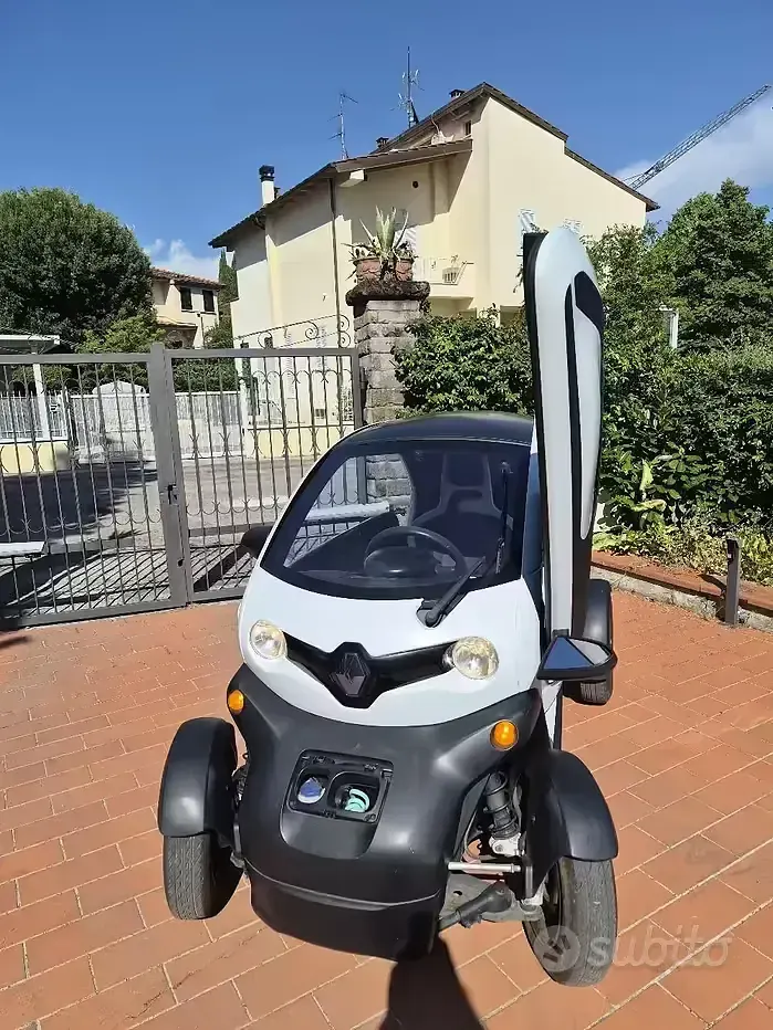 Usata Renault Twizy 12 kW (17 CV) 2012 Bianco Utilitaria