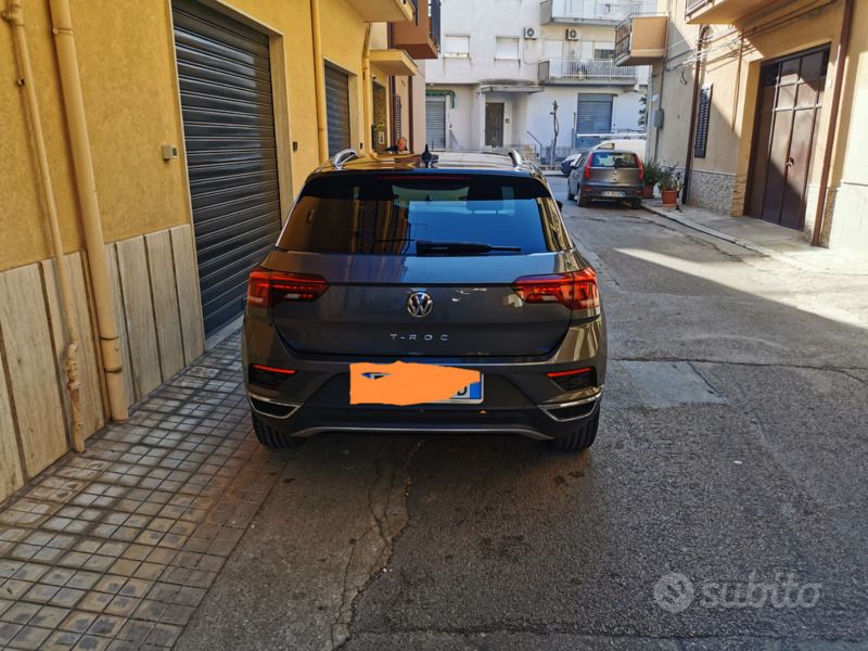 Usata VW T-Roc Advance 116 CV (85 kW) 2020 Grigio SUV
