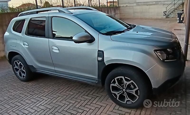 Usata Dacia Duster Prestige 101 CV (74 kW) 2021 Grigio SUV