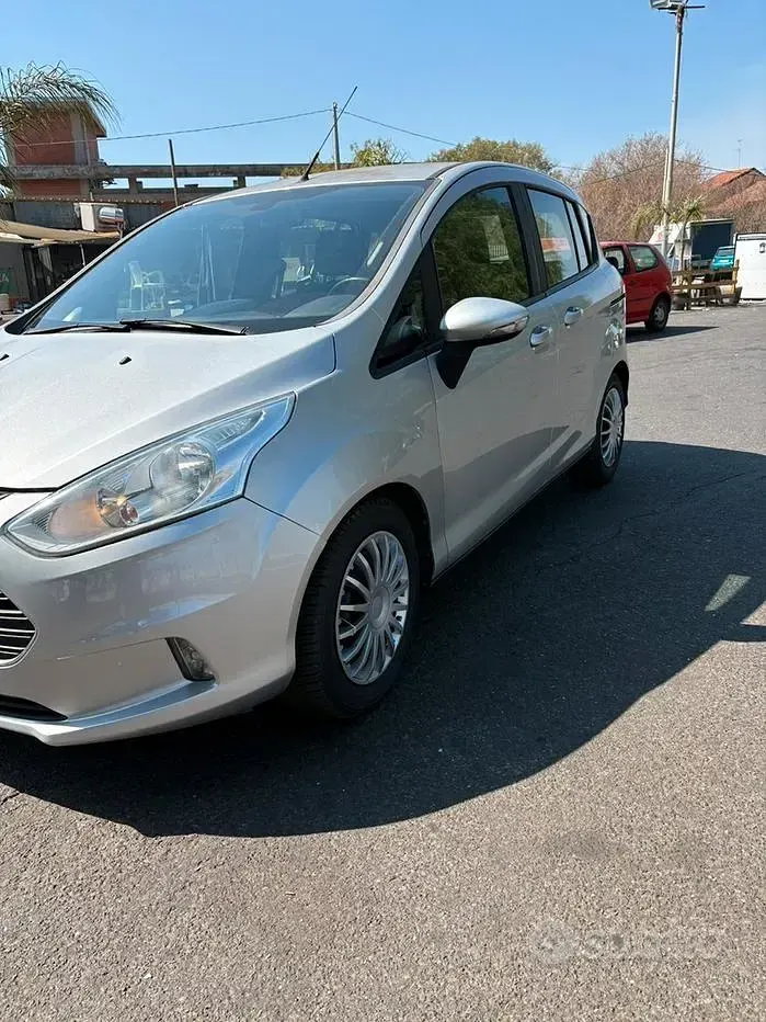 Usata Ford B-MAX 75 CV (55 kW) 2016 Monovolume