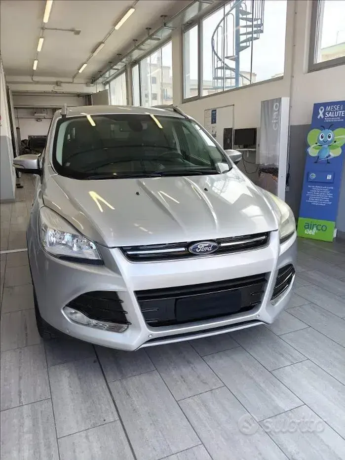 Usata Ford Kuga Titanium 163 CV (119 kW) 2013 Grigio SUV