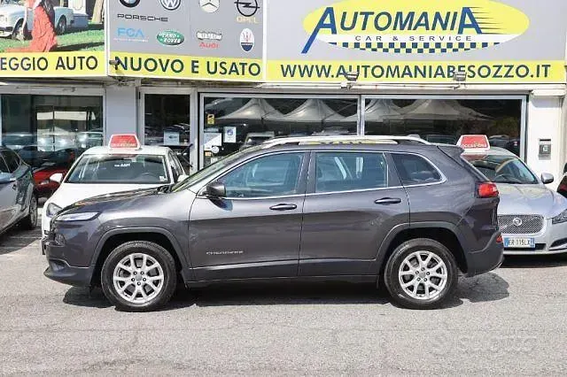 Usata Jeep Cherokee 185 CV (136 kW) 2016 Grigio SUV