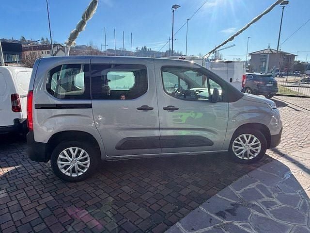Usata Citroën Berlingo Start 102 CV (75 kW) 2020 Grigio scuro Monovolume